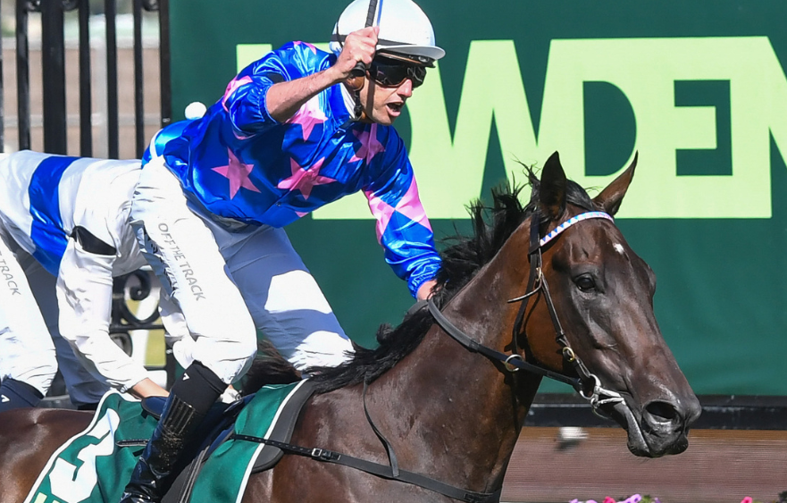 Feroce wins an epic Howden Australian Guineas