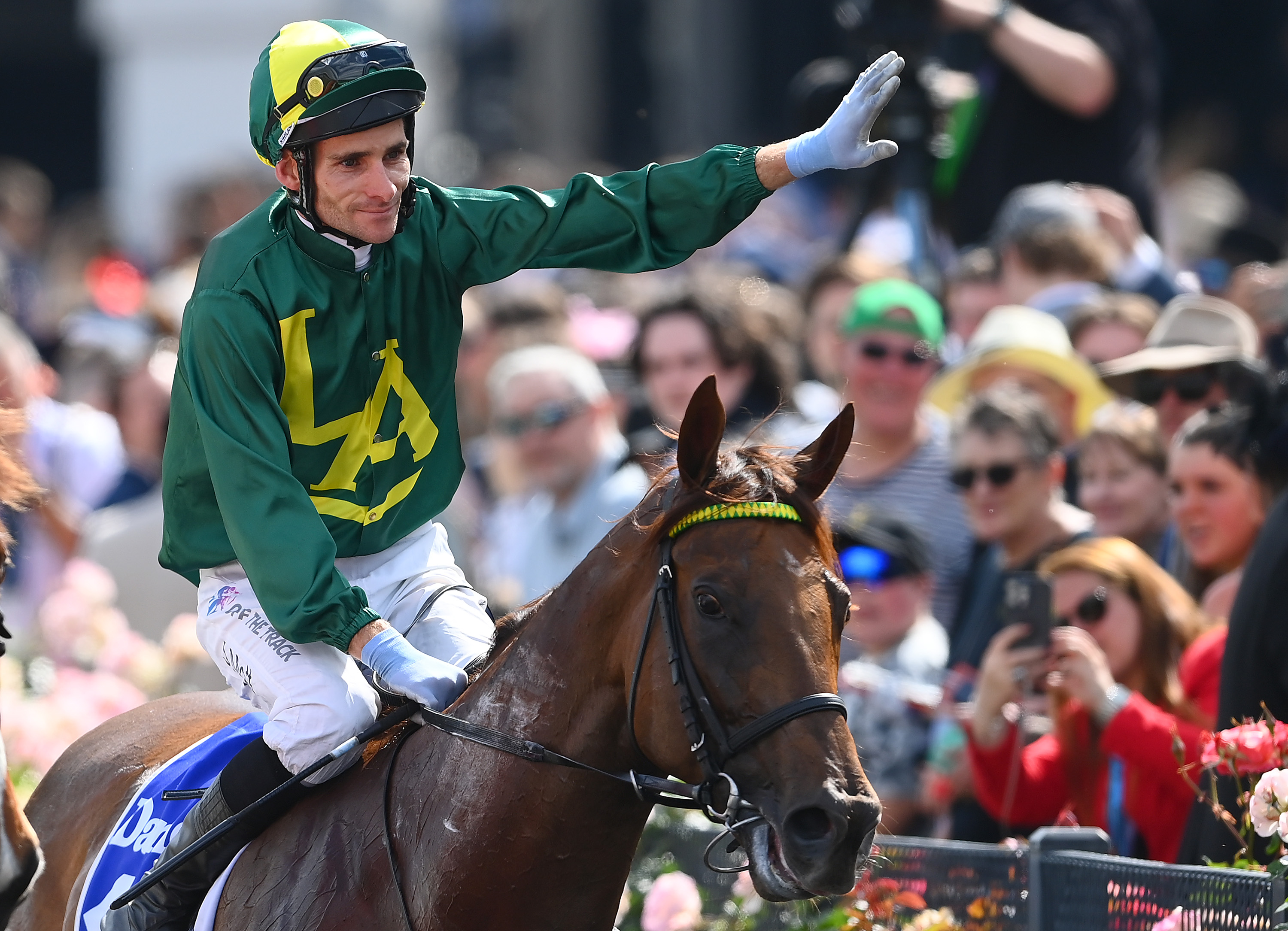 Mott ready to Roch in Lightning