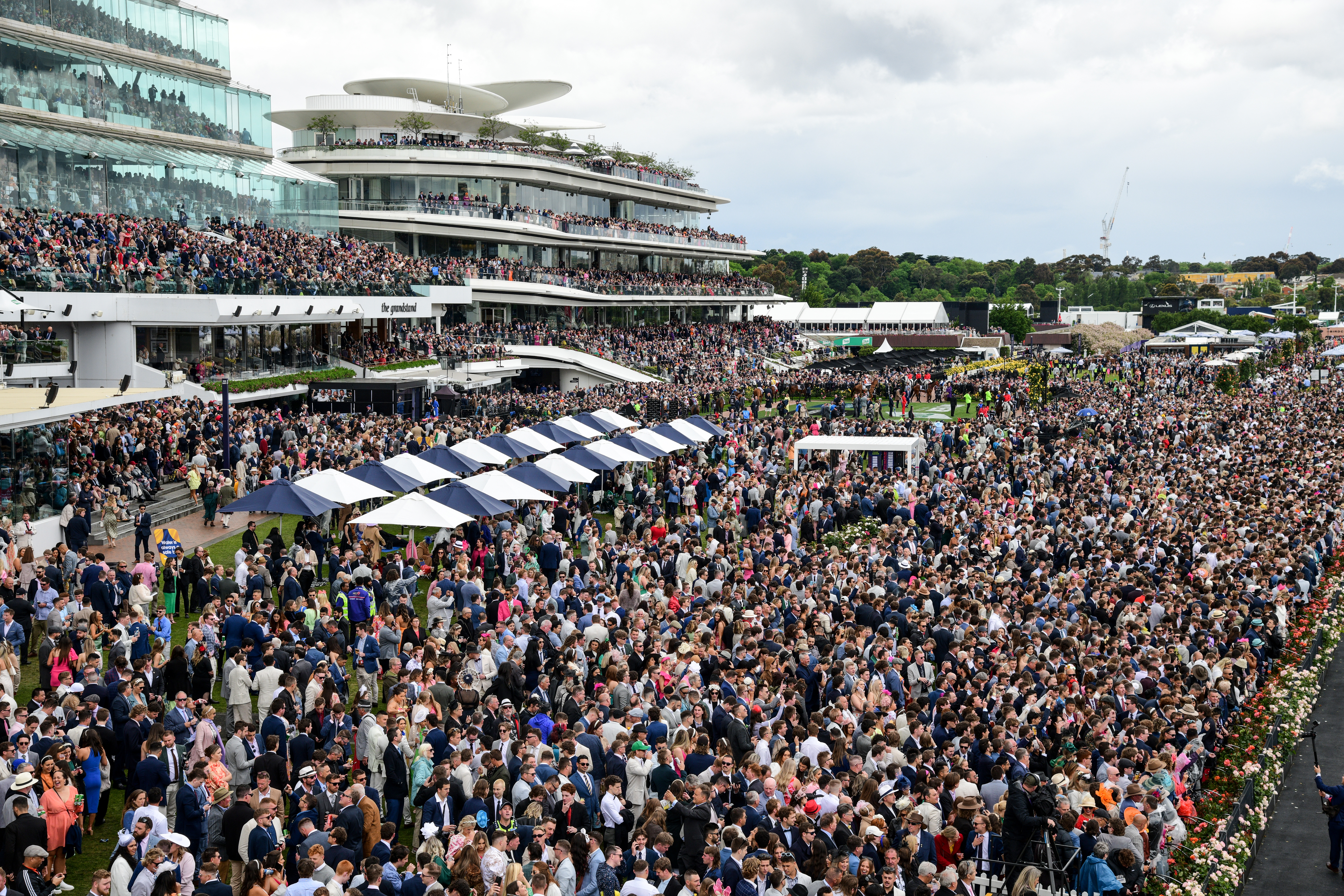 Gold Trip wins thrilling Lexus Melbourne Cup