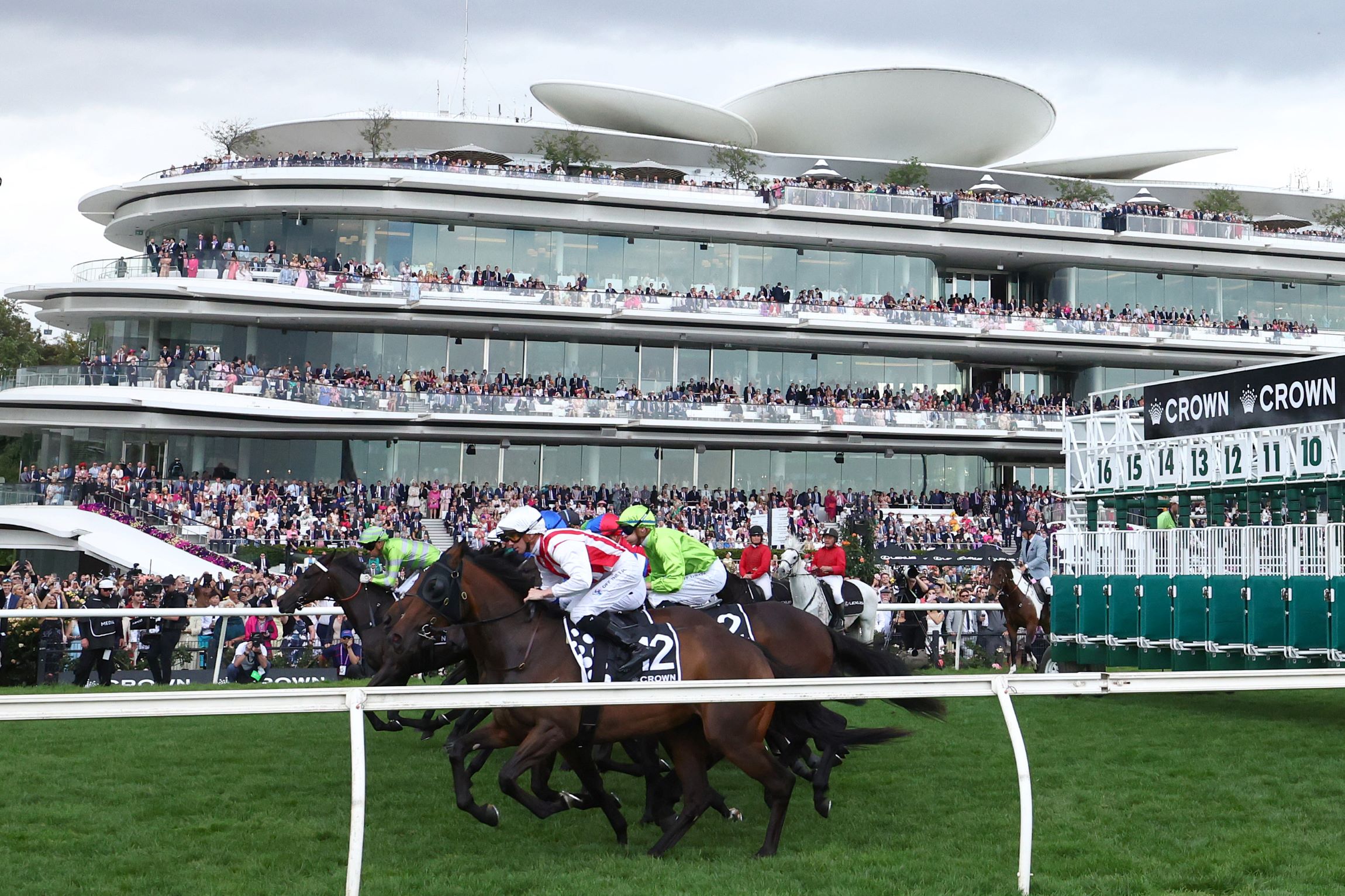 World-class racing headlines 2024 Melbourne Cup Carnival