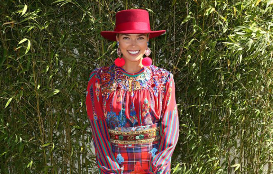 Australian models and sisters Jessica and Ashley Hart to attend Penfolds Victoria Derby Day