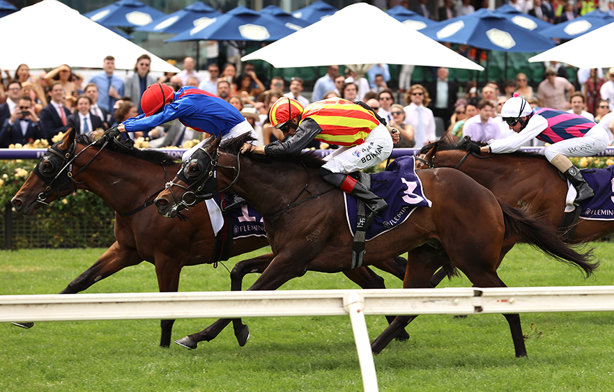 Throwback to Japan's Cup Quinella as Bend The Knee strikes