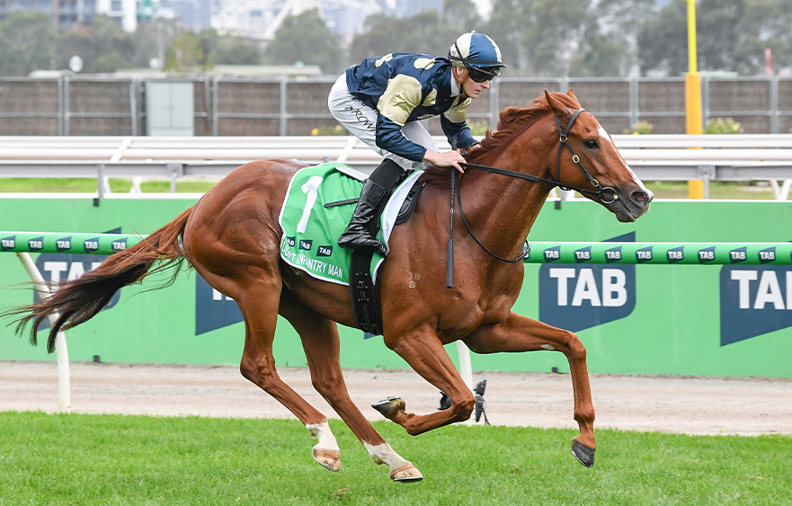 Light Infantry Man stuns in 163rd TAB Australian Cup as Fashions on the Field returns